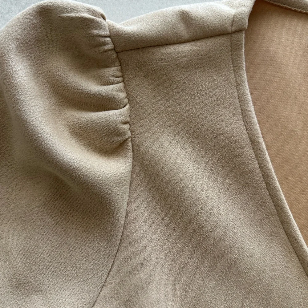 TUCKERNUCK Suede Easton V-Neck Puff Balloon Sleeve Blouse Cream Western Chic Med